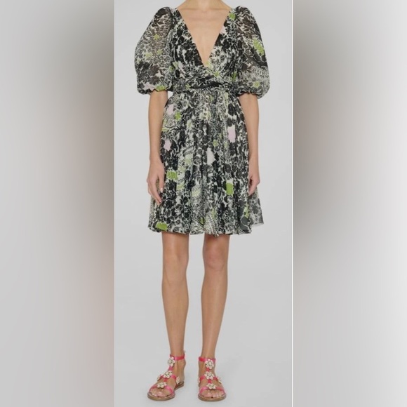 Giambattista Valli Dresses & Skirts - Giambattista Valli Plunging Floral Mini Chiffon Dress Size 46/US 10 NWT $3,350